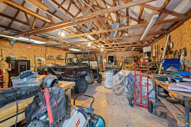 340 Dean Road, Mckee, KY 40447