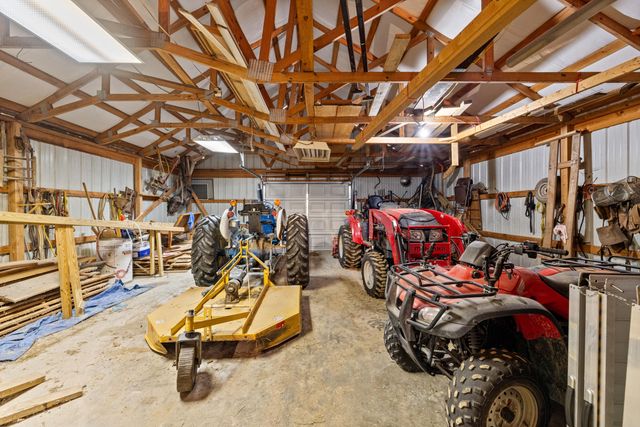 340 Dean Road, Mckee, KY 40447