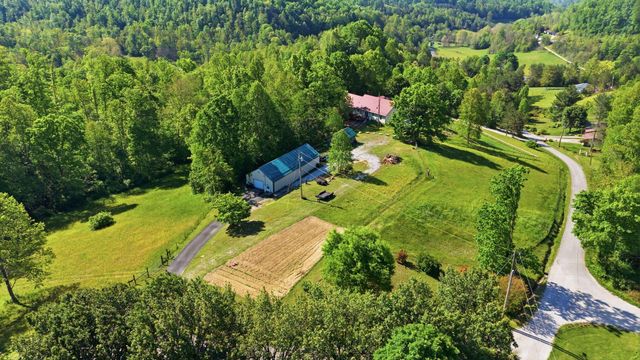 340 Dean Road, Mckee, KY 40447