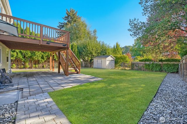4216 27th Avenue W, Seattle, WA 98199