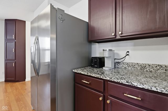 6889 W Dover Place, Mccordsville, IN 46055