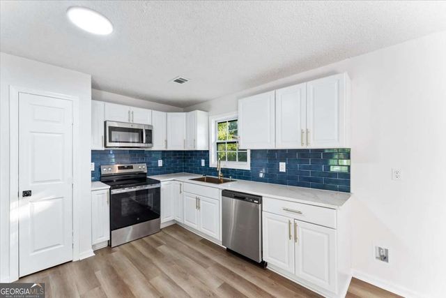 7697 Marabou Lane, Riverdale, GA 30274
