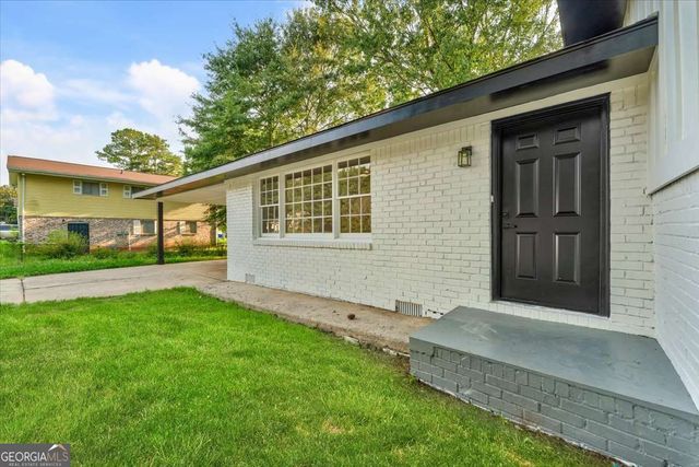 7697 Marabou Lane, Riverdale, GA 30274