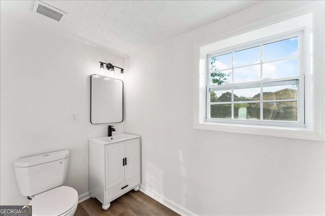 7697 Marabou Lane, Riverdale, GA 30274