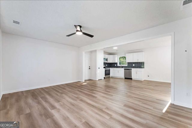 7697 Marabou Lane, Riverdale, GA 30274