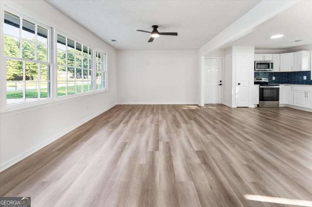 7697 Marabou Lane, Riverdale, GA 30274