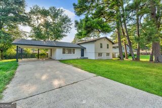 7697 Marabou Lane, Riverdale, GA 30274