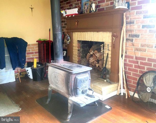 5703 TOBERY RD, Frederick, MD 21704