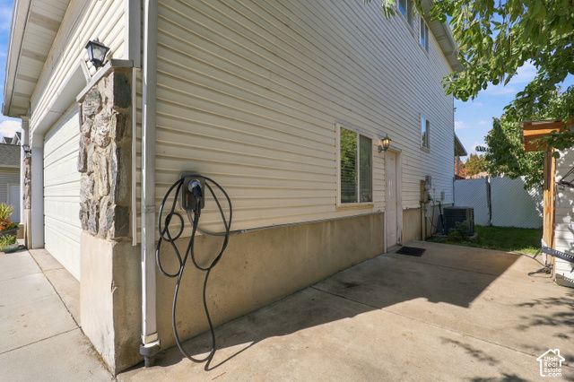 149 E SHADOWBROOK LN, Kaysville, UT 84037