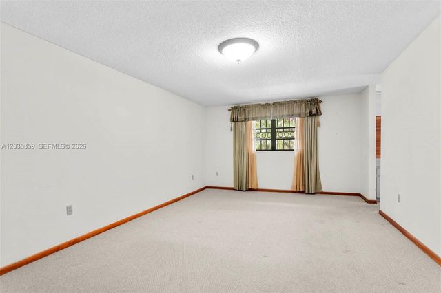 320 NW 136th Ave, Miami, FL 33182