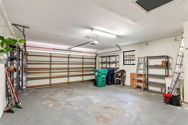320 NW 136th Ave, Miami, FL 33182