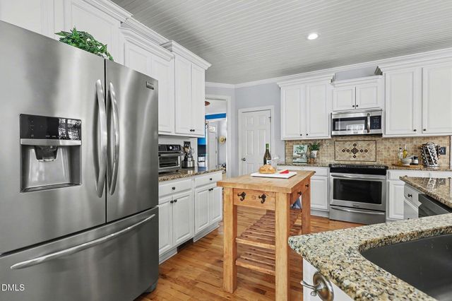 425 Ruth Circle, Fuquay Varina, NC 27526