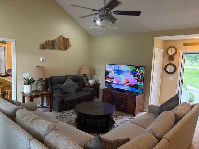 451 Bellaire Drive, Harrodsburg, KY 40330