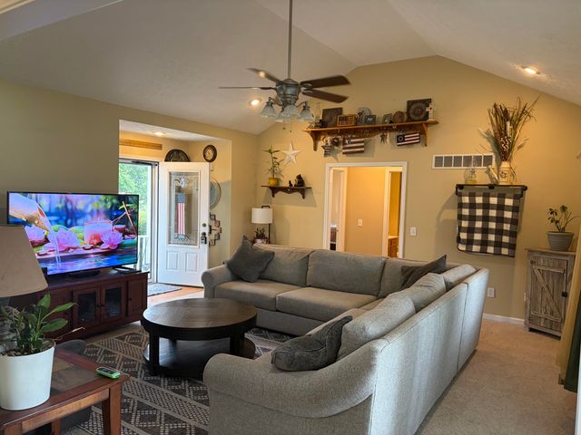 451 Bellaire Drive, Harrodsburg, KY 40330