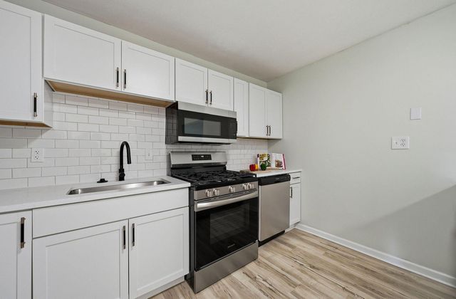 368 E College Avenue, Westerville, OH 43081