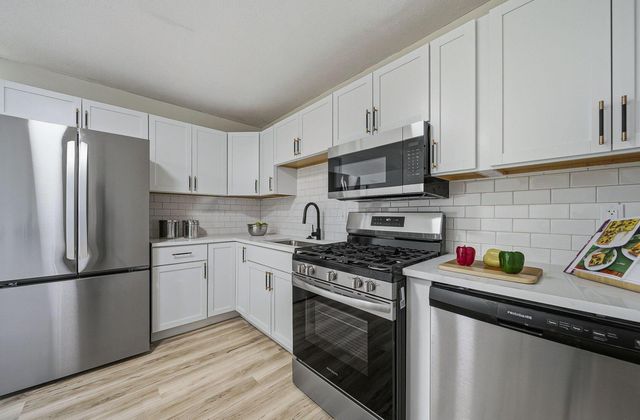 368 E College Avenue, Westerville, OH 43081