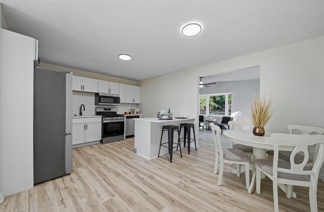 368 E College Avenue, Westerville, OH 43081