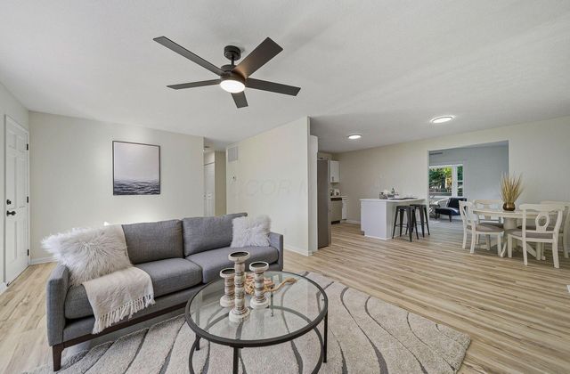 368 E College Avenue, Westerville, OH 43081