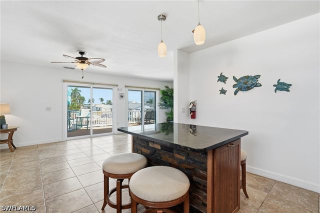 850 Oak ST, Fort Myers Beach, FL 33931