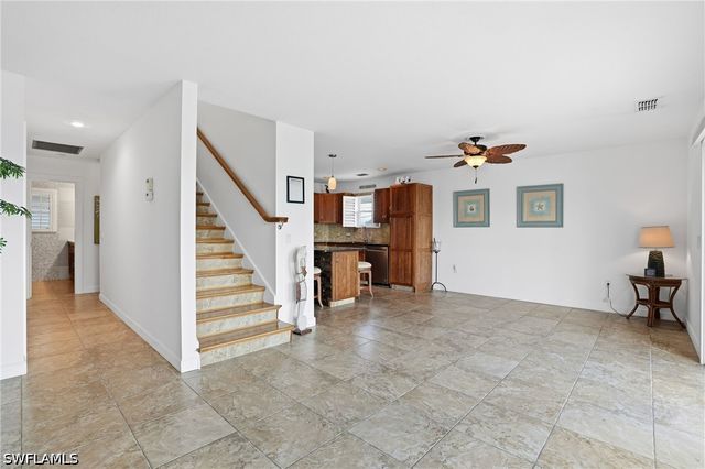 850 Oak ST, Fort Myers Beach, FL 33931