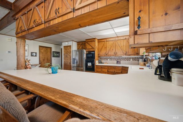 6144 E Deer Flat Road, Kuna, ID 83634