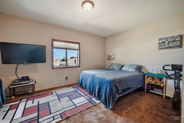 6144 E Deer Flat Road, Kuna, ID 83634