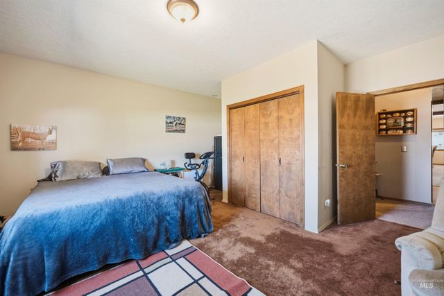 6144 E Deer Flat Road, Kuna, ID 83634