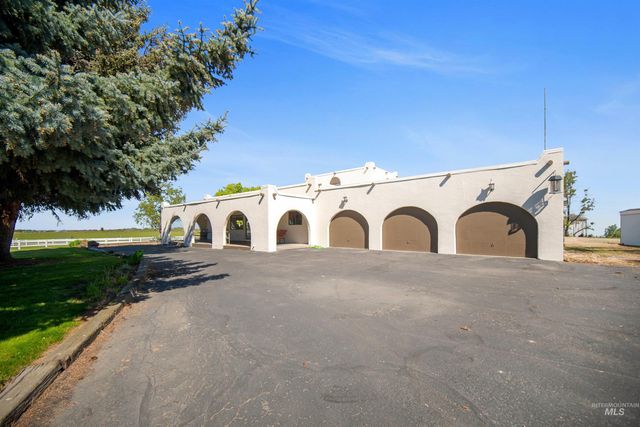 6144 E Deer Flat Road, Kuna, ID 83634