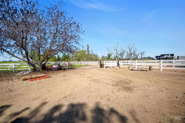 6144 E Deer Flat Road, Kuna, ID 83634