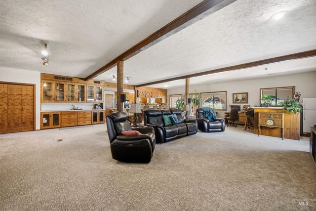6144 E Deer Flat Road, Kuna, ID 83634