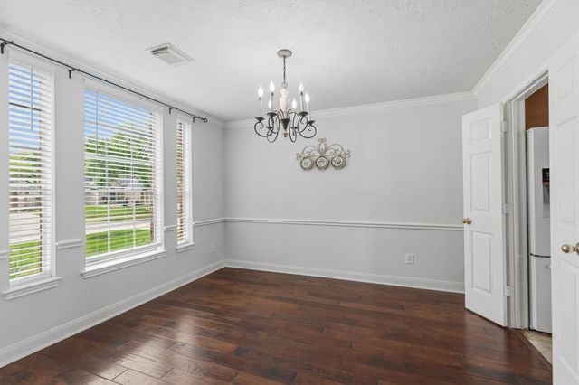 2718 Shelby Drive, Pearland, TX 77584