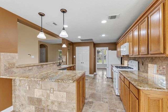 2718 Shelby Drive, Pearland, TX 77584