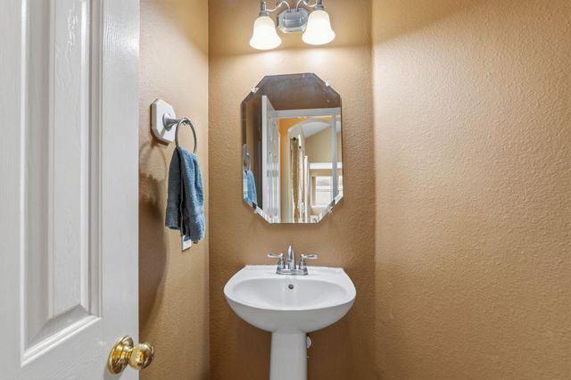 2718 Shelby Drive, Pearland, TX 77584