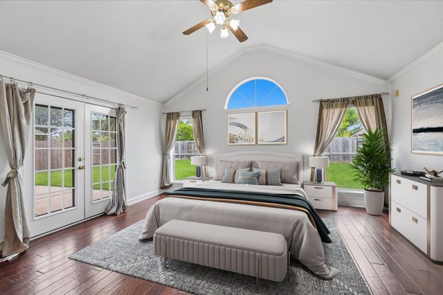 2718 Shelby Drive, Pearland, TX 77584