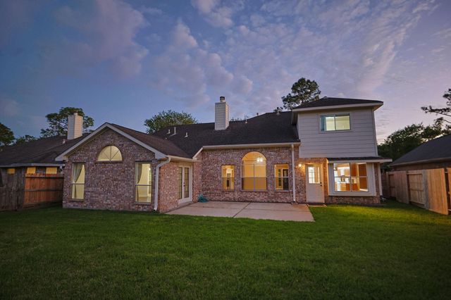 2718 Shelby Drive, Pearland, TX 77584