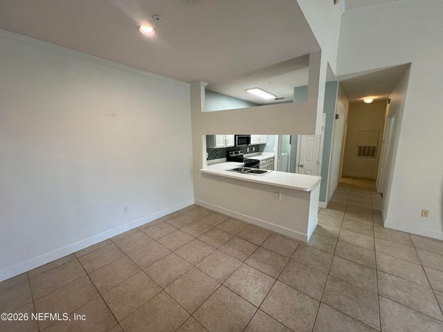 170 VERACRUZ Drive 332, Ponte Vedra Beach, FL 32082