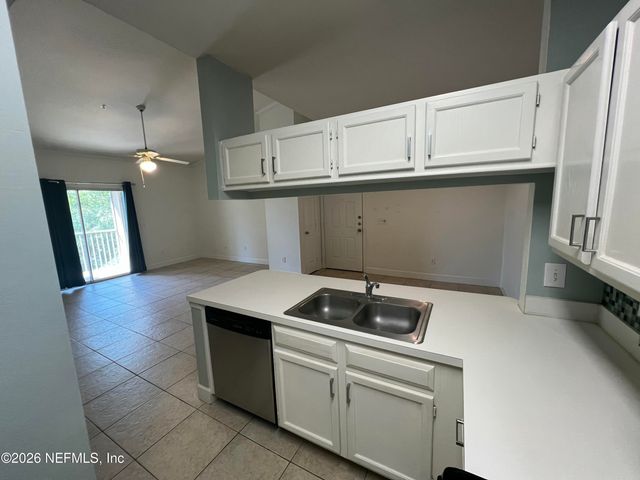 170 VERACRUZ Drive 332, Ponte Vedra Beach, FL 32082
