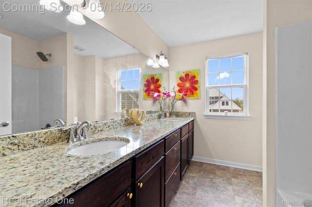 36950 Everett Drive, Westland, MI 48185