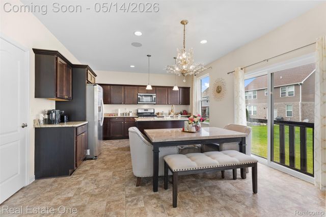 36950 Everett Drive, Westland, MI 48185