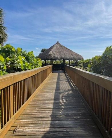 2700 N Hwy A1a 304, Hutchinson Island, FL 34949