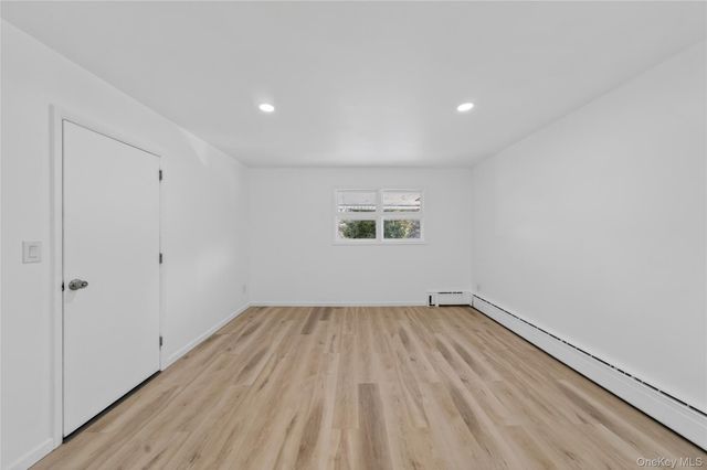 50 Oakcrest Avenue, Middle Island, NY 11953