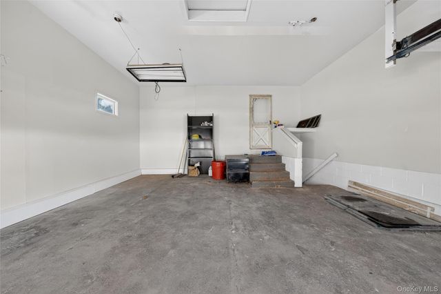 50 Oakcrest Avenue, Middle Island, NY 11953