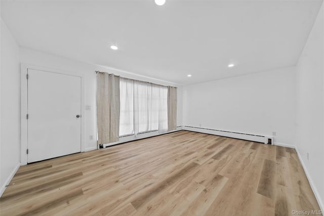 50 Oakcrest Avenue, Middle Island, NY 11953