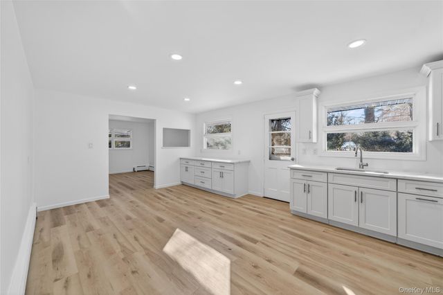 50 Oakcrest Avenue, Middle Island, NY 11953