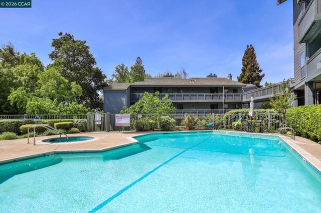 1680 San Miguel Dr, Walnut Creek, CA 94596