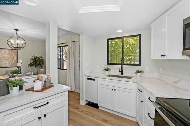 1680 San Miguel Dr, Walnut Creek, CA 94596