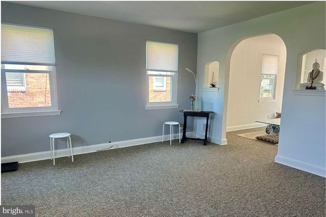 61 GREENHILL RD, Media, PA 19063