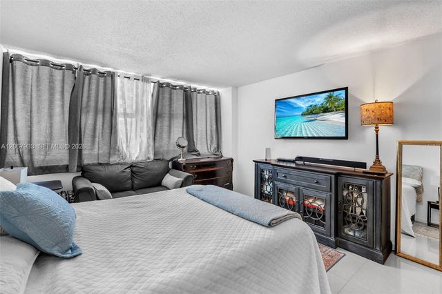 2030 S Ocean Drive 212, Hallandale Beach, FL 33009