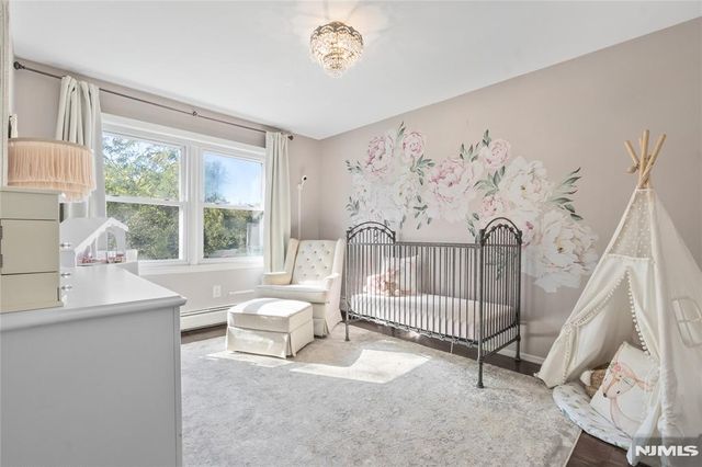 20 Dwight Street, Wayne, NJ 07470