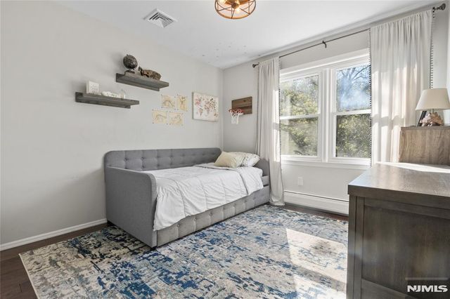 20 Dwight Street, Wayne, NJ 07470